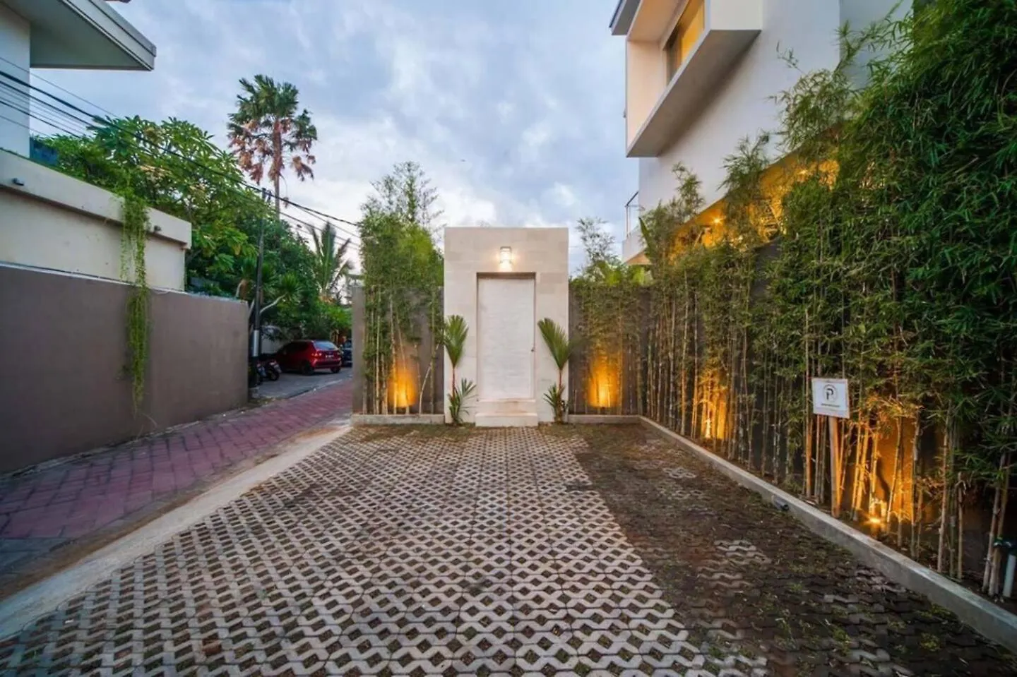 Fantastic 3 Bed Villa, Walk To Beach, Sunny Pool سمينياك 0*,